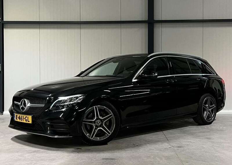 Zwart Gebruikt 2021 Mercedes C180 AMG Stationwagen | € 27.800 (Super prijs) - Afbeelding 1/4