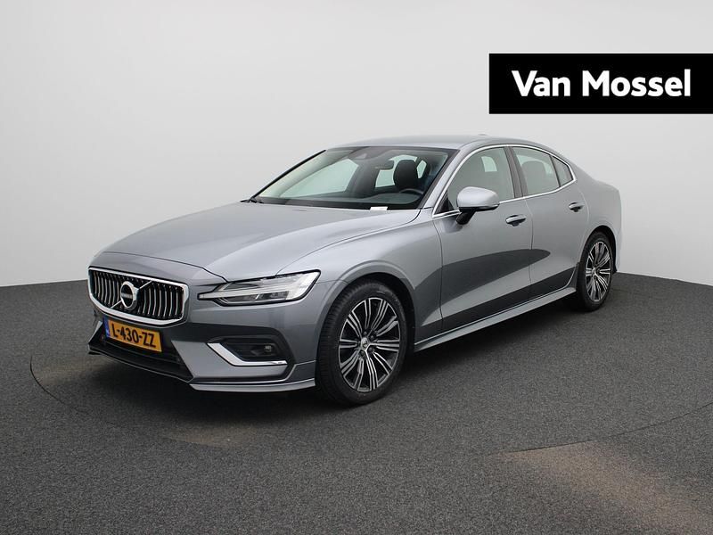 Grijs Gebruikt 2021 Volvo S60 Inscription Sedan | € 31.900 (Iets duurder) - Afbeelding 1/4