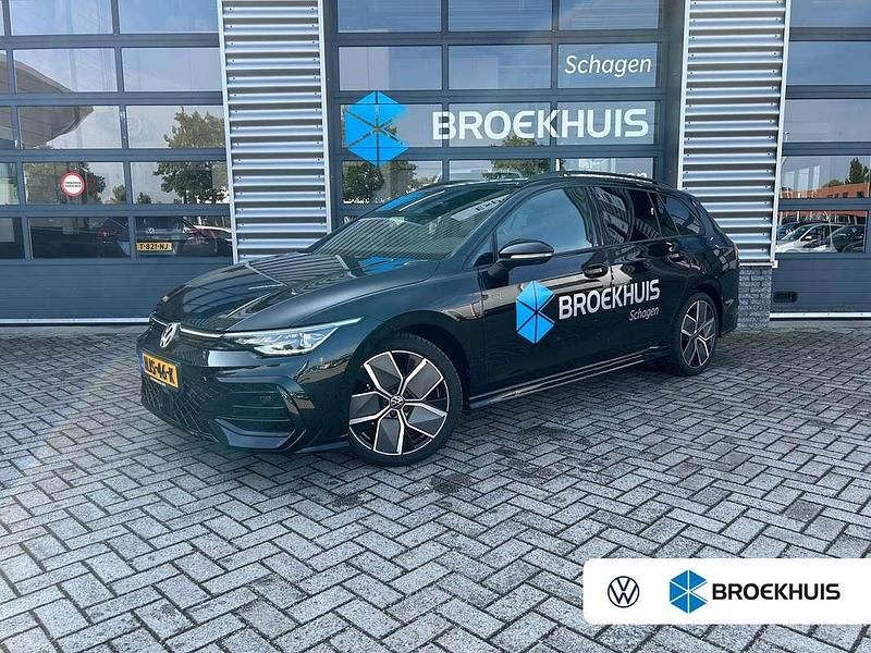Zwart Gebruikt 2025 VW Golf VIII R-line Edition Stationwagen | € 39.750 (Duur) - Afbeelding 1/4