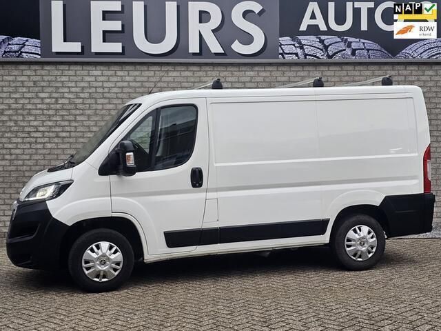 Wit Gebruikt 2018 Peugeot Boxer Premium Van | € 12.750 (Eerlijke prijs) - Afbeelding 1/4