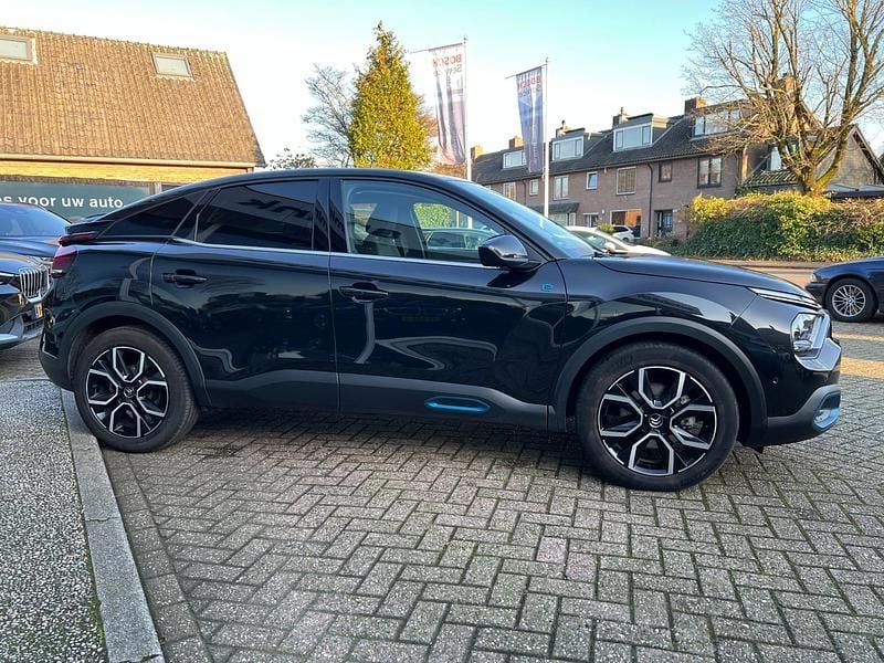 Occasion Citroën e-C4 Shine 114 kW (156 PK) 2021 Zwart SUV