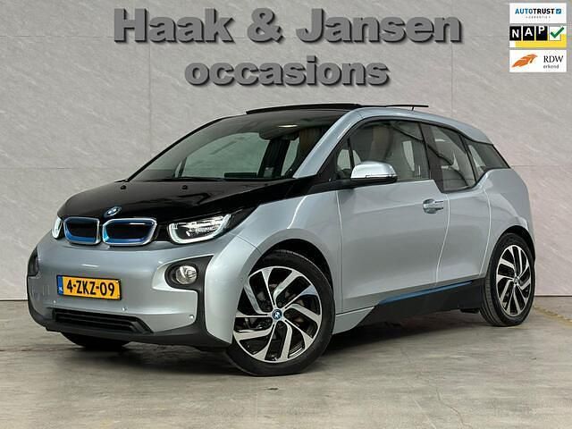 Grijs Gebruikt 2015 BMW i3 Comfort Edition Hatchback | € 10.995 (Eerlijke prijs) - Afbeelding 1/4