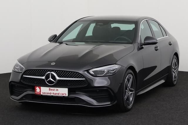 Grijs Gebruikt 2024 Mercedes C220 AMG line Sedan | € 46.495 (Goede deal) - Afbeelding 1/4