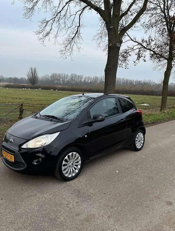 Zwart Occasion 2009 Ford Ka Trend Hatchback | € 2.250 (Iets duurder) - Afbeelding 1/3