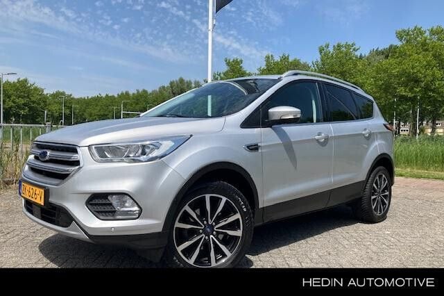 Grijs Gebruikt 2019 Ford Kuga Titanium SUV | € 19.995 (Eerlijke prijs) - Afbeelding 1/3