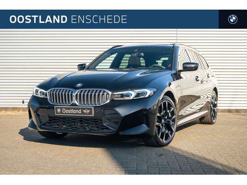 Zwart, metallic lak Nieuw 2025 BMW 330 Executive Stationwagen | € 75.322 - Afbeelding 1/4
