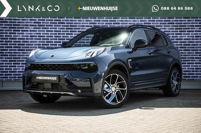Blauw Gebruikt 2022 Lynk & Co 01 SUV | € 26.694 (Eerlijke prijs) - Afbeelding 1/1