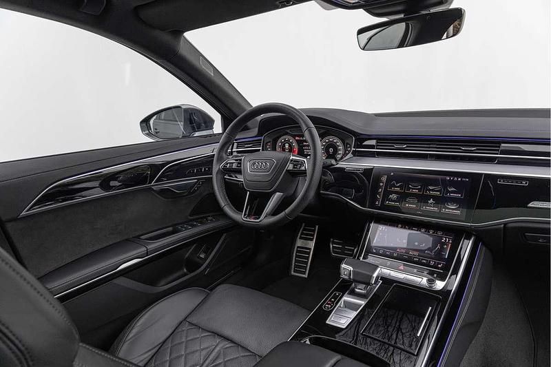 Occasion Audi S8 S-Line 572 PK (420 kW) 2022 Grijs Sedan