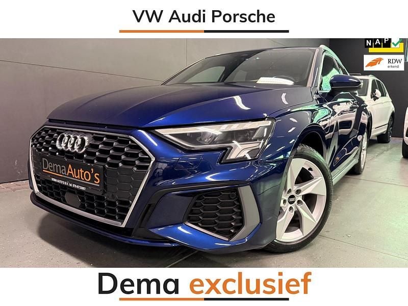 Blauw Gebruikt 2021 Audi A3 Sportback e-tron S-Line Hatchback | € 29.950 (Goede deal) - Afbeelding 1/4