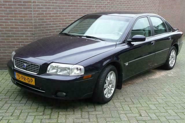 Blauw Gebruikt 2004 Volvo S80 Summum Sedan | € 3.950 (Duur) - Afbeelding 1/4