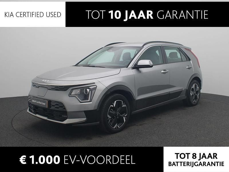 Grijs Gebruikt 2022 Kia Niro SUV | € 31.940 (Duur) - Afbeelding 1/2