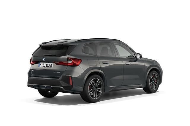 Nieuw BMW X1 Comfort Edition 245 PK (180 kW) 2026 Bmw individual dravitgrau SUV