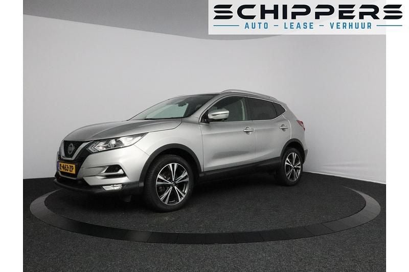 Grijs Gebruikt 2018 Nissan Qashqai N-Connecta SUV | € 15.900 (Goede deal) - Afbeelding 1/4