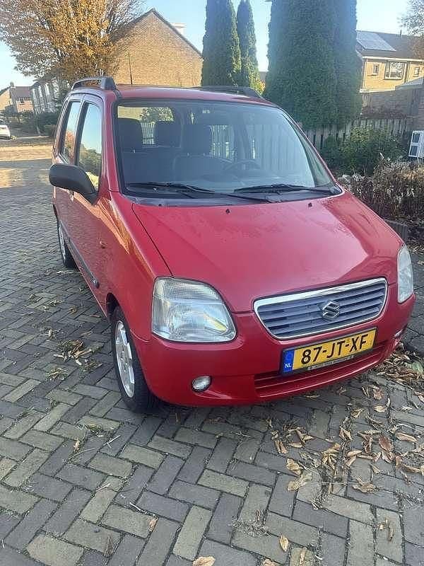 Rood Gebruikt 2002 Suzuki Wagon R+ Stationwagen | € 1.500 (Eerlijke prijs) - Afbeelding 1/4