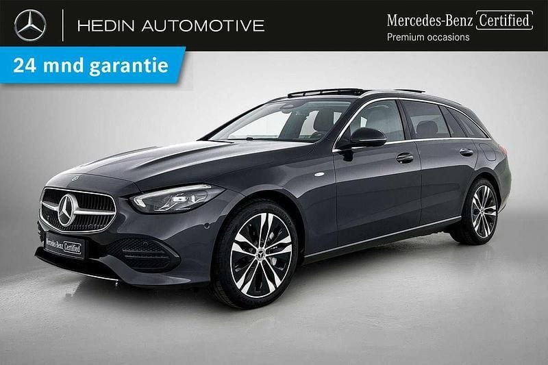Grijs Gebruikt 2025 Mercedes C300e Advanced Stationwagen | € 47.900 (Goede deal) - Afbeelding 1/4