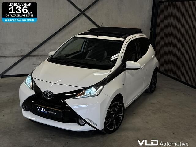 Occasion Toyota Aygo X-wave 69 PK (50 kW) 2016 Wit Hatchback