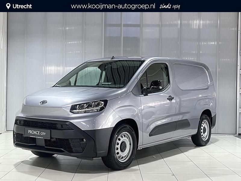 Zilver Gebruikt 2024 Toyota Proace City City Van | € 35.999 - Afbeelding 1/4