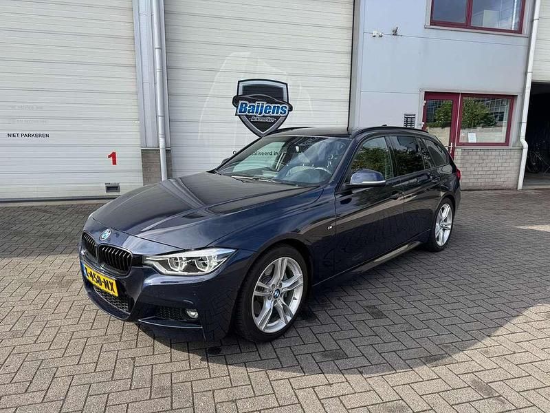 Blauw Gebruikt 2016 BMW 340 M Sport Stationwagen | € 26.999 (Duur) - Afbeelding 1/4