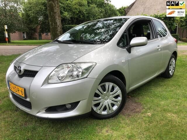 Grijs Gebruikt 2008 Toyota Auris Sol Hatchback | € 3.499 (Eerlijke prijs) - Afbeelding 1/4