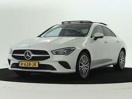 Digitaalwit metallic Gebruikt 2022 Mercedes 250 Luxury Sedan | € 34.945 (Eerlijke prijs) - Afbeelding 1/3