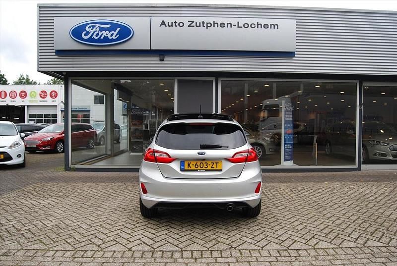 Occasion Ford Fiesta ST-Line 125 PK (91 kW) 2021 Grijs Hatchback
