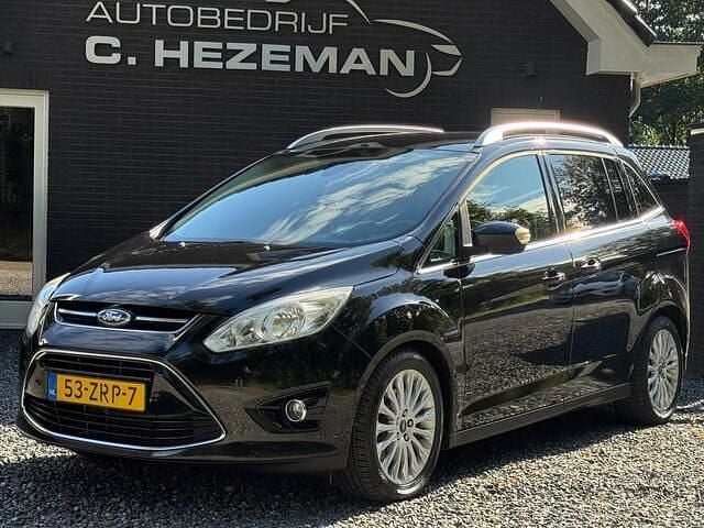 Zwart Gebruikt 2013 Ford Grand C-Max Titanium MPV | € 4.445 (Eerlijke prijs) - Afbeelding 1/4
