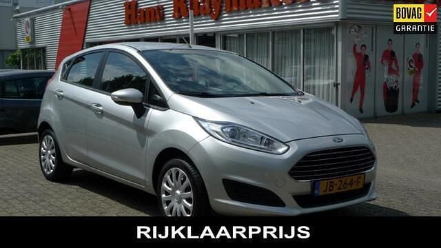 Grijs Gebruikt 2016 Ford Fiesta Style Hatchback | € 10.600 (Duur) - Afbeelding 1/3