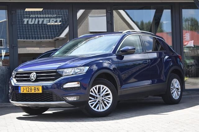 Blauw, metallic lak Occasion 2020 VW T-Roc Business SUV | € 17.745 (Eerlijke prijs) - Afbeelding 1/4