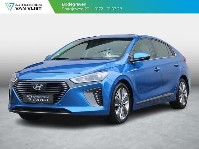 Blauw Occasion 2018 Hyundai Ioniq Comfort Hatchback | € 15.900 (Eerlijke prijs) - Afbeelding 1/4