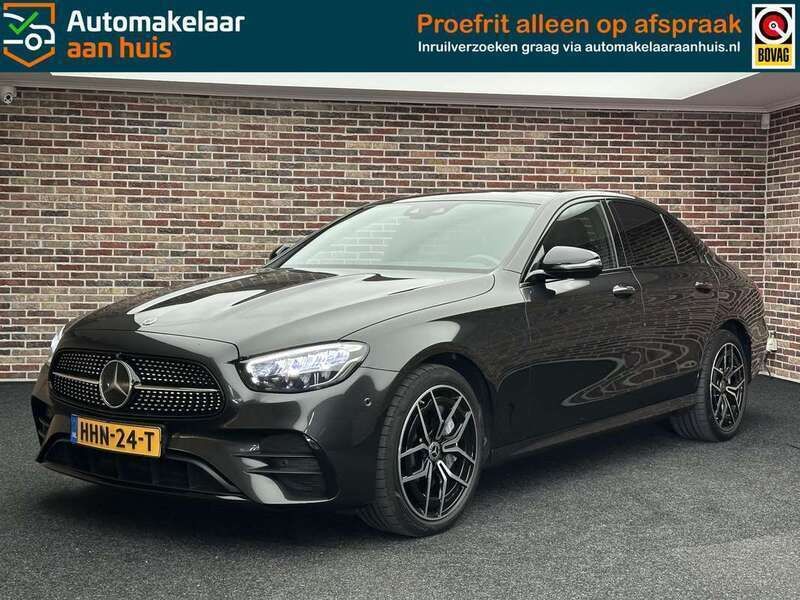 Grijs Gebruikt 2021 Mercedes E300 Business Sedan | € 50.250 (Iets duurder) - Afbeelding 1/4