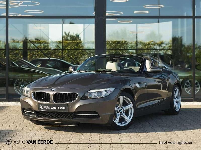 Bruin Gebruikt 2011 BMW Z4 Cabriolet | € 20.950 (Eerlijke prijs) - Afbeelding 1/4