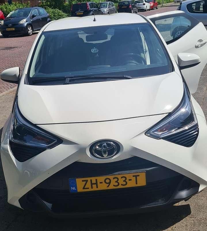 Occasion Toyota Aygo X-play 72 PK (52 kW) 2019 Wit Hatchback