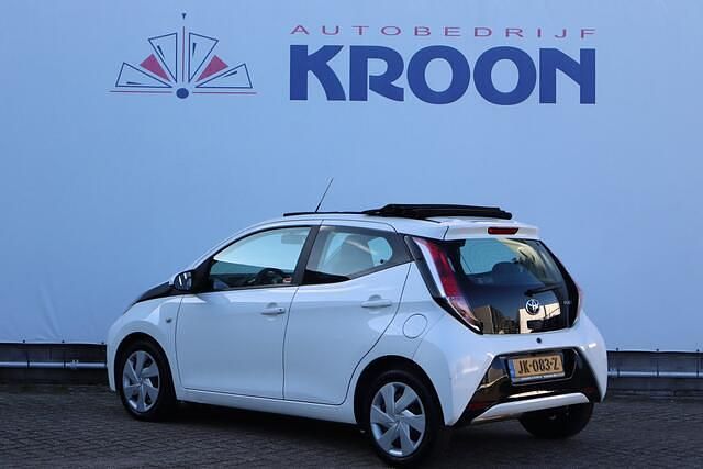 Occasion Toyota Aygo X-wave 69 PK (50 kW) 2016 Wit Hatchback