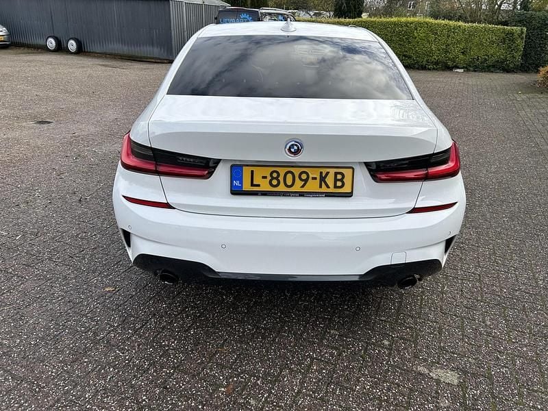 Occasion BMW 320 163 PK (119 kW) 2021 Wit Sedan