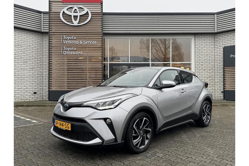 Grijs Occasion 2022 Toyota C-HR SUV | € 23.499 (Goede deal) - Afbeelding 1/1