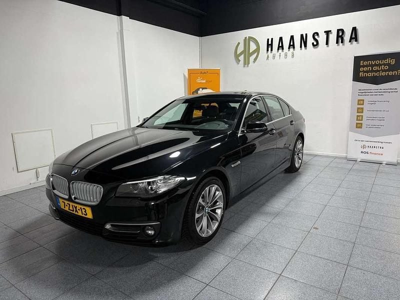 Occasion BMW 520 Luxury Line 184 PK (135 kW) 2015 Zwart Sedan