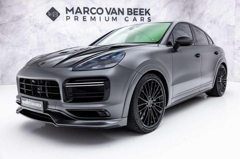 Grijs Gebruikt 2020 Porsche Cayenne Turbo S SUV | € 134.850 - Afbeelding 1/4