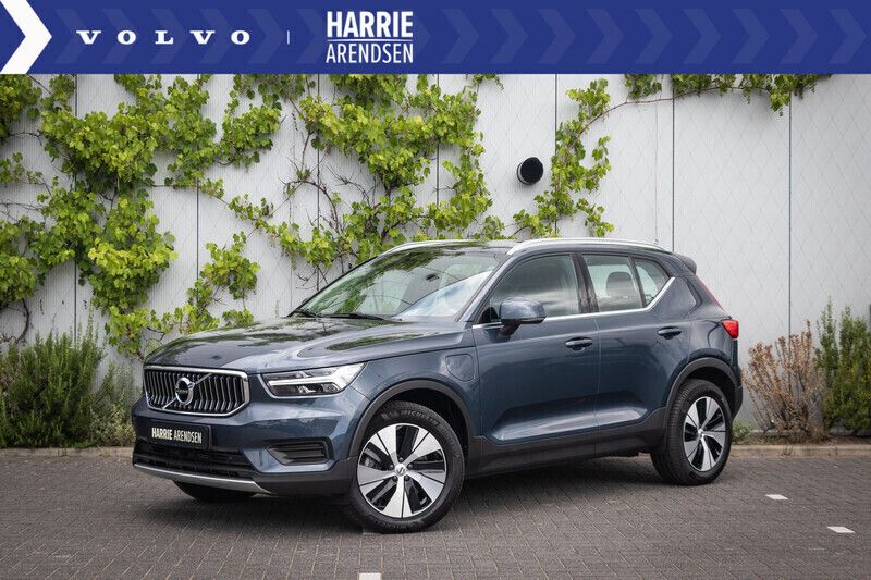 Blauw Gebruikt 2021 Volvo XC40 Inscription SUV | € 34.694 (Eerlijke prijs) - Afbeelding 1/4