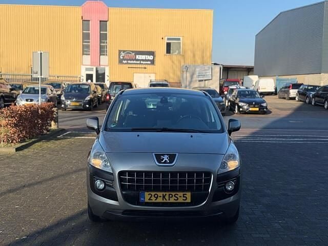 Occasion Peugeot 3008 156 PK (114 kW) 2010 Grijs Stationwagen