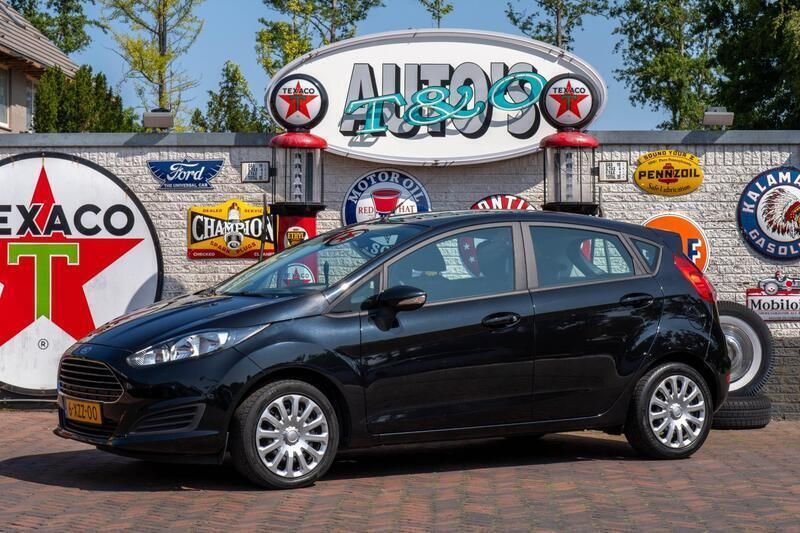 Zwart Gebruikt 2014 Ford Fiesta Style Hatchback | € 8.450 (Eerlijke prijs) - Afbeelding 1/4