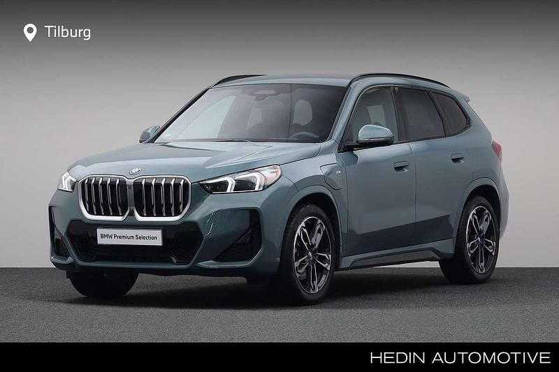 Groen Occasion 2025 BMW X1 Comfort Edition SUV | € 53.880 (Iets duurder) - Afbeelding 1/4
