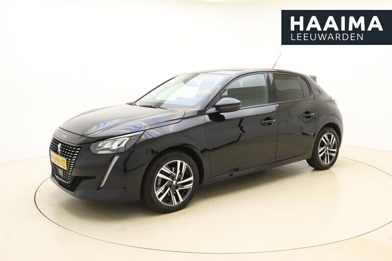 Zwart Gebruikt 2022 Peugeot 208 Allure Hatchback | € 20.945 (Eerlijke prijs) - Afbeelding 1/4