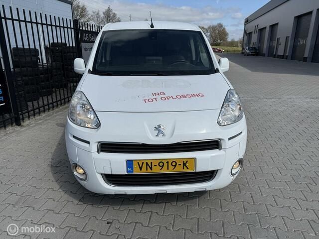 Grijs Gebruikt 2015 Peugeot Partner MPV | € 3.450 (Eerlijke prijs) - Afbeelding 1/4