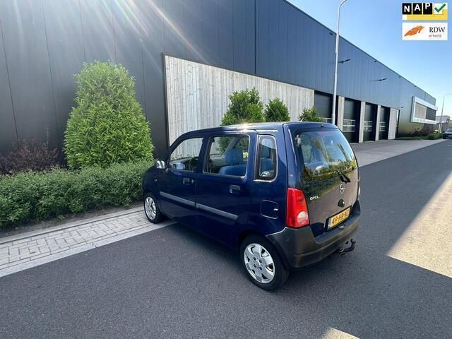Blauw Gebruikt 2001 Opel Agila Hatchback | € 799 (Eerlijke prijs) - Afbeelding 1/4