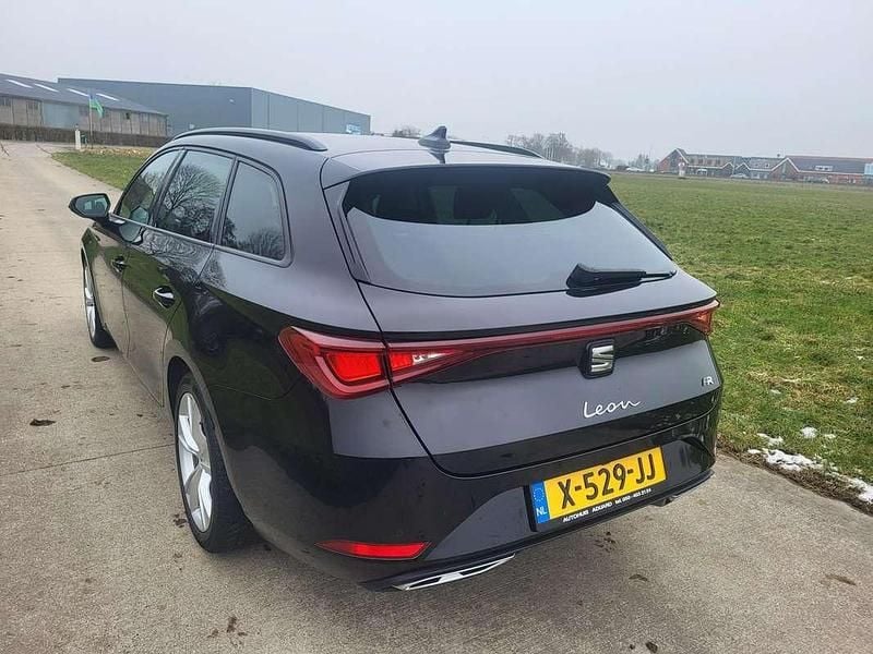 Occasion Seat Leon FR 150 PK (110 kW) 2021 Zwart (metallic) Stationwagen