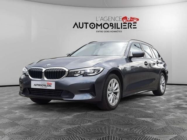 Grijs Gebruikt 2020 BMW 318 Efficient Dynamics Stationwagen | € 19.990 (Super prijs) - Afbeelding 1/4