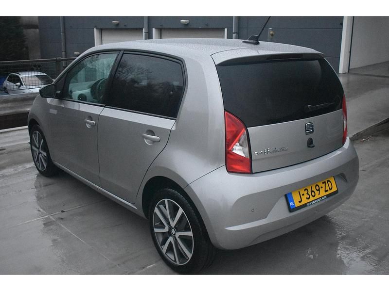 Occasion Seat Mii 61 kW (83 PK) 2020 Grijs Hatchback