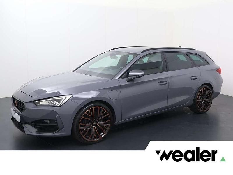 Grijs Gebruikt 2022 Cupra Leon Stationwagen | € 31.940 (Duur) - Afbeelding 1/4