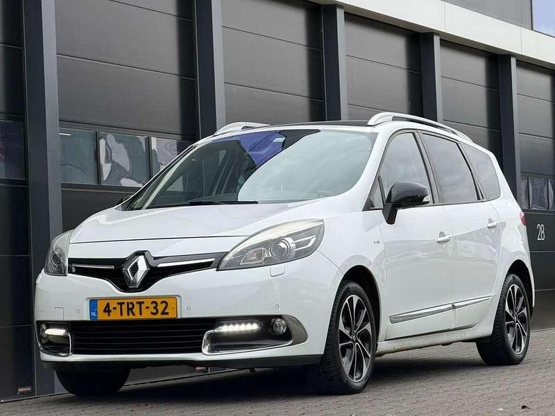Wit Gebruikt 2014 Renault Grand Scénic III Bose Edition MPV | € 4.750 (Eerlijke prijs) - Afbeelding 1/4
