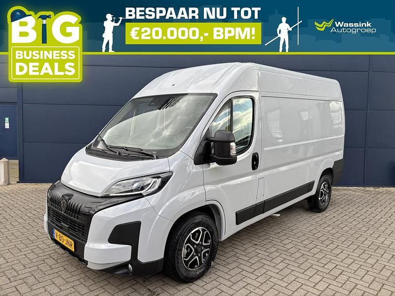 Grijs Nieuw 2024 Peugeot Boxer Van | € 36.499 (Iets duurder) - Afbeelding 1/4